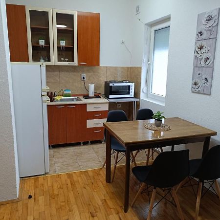 Finesi Apartments 3 أوهغيد المظهر الخارجي الصورة