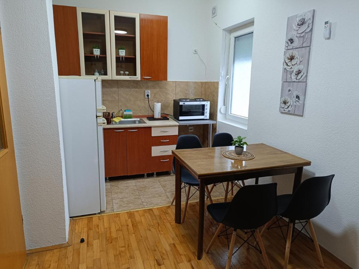 Finesi Apartments 3 أوهغيد المظهر الخارجي الصورة